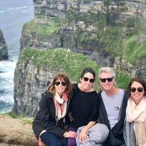 Meet your Posher, Joni